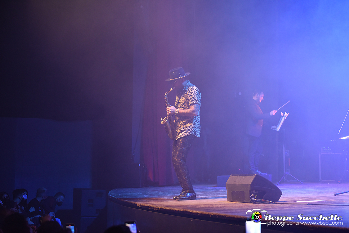 VBS_6335 - Concerto Jimmy Sax con The Symphonic Dance Orchestra.jpg